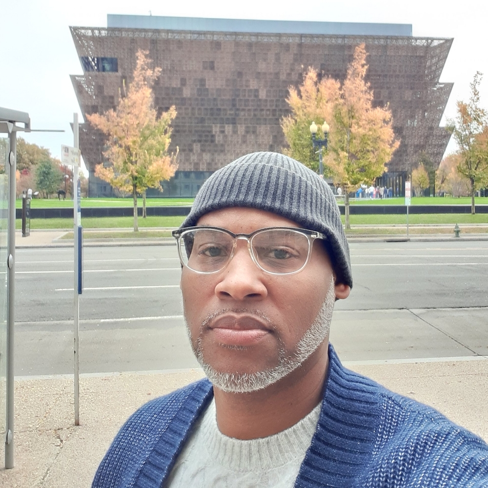 Meet your Posher, Ramondo